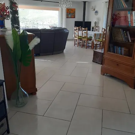180° C De Vue Imprenable Villa *